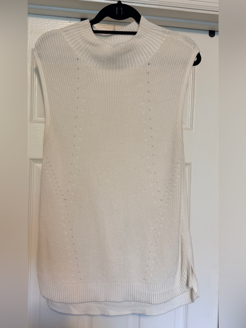 White House Black Market Sleeveless Cowl-Neck Knit - Sz XL